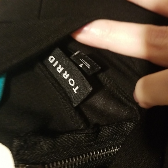 Mockneck Torrid Scuba Mini dress with pockets - Picture 4 of 4